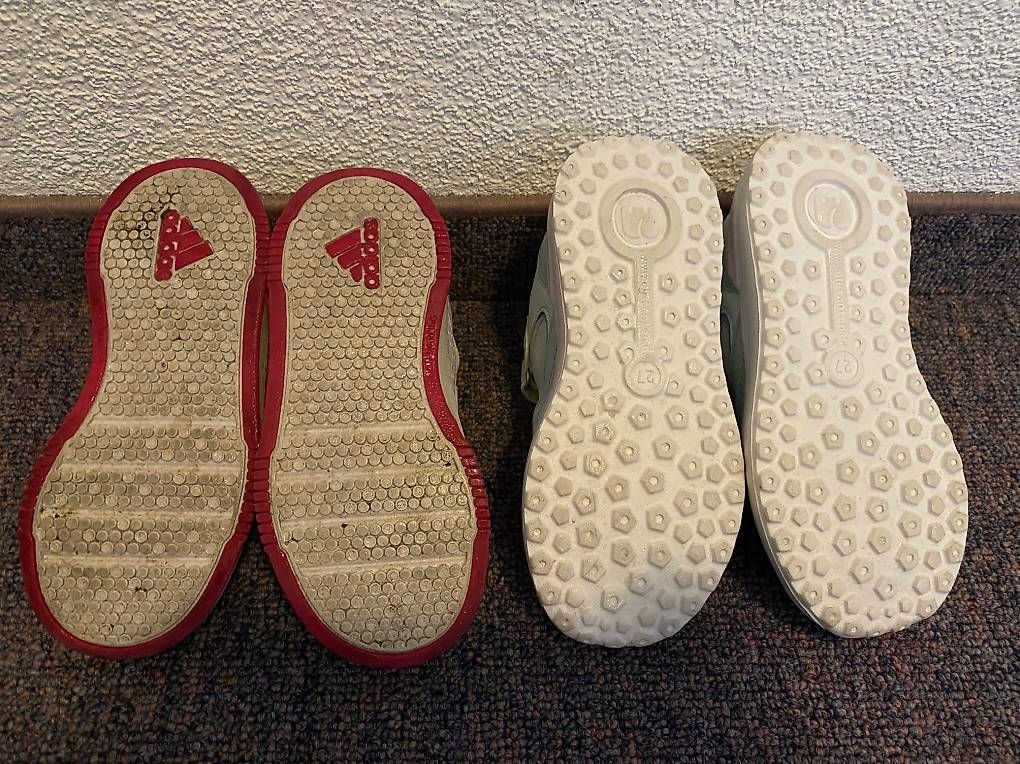 Schuhe für Jungen: Turnschuhe Elefanten Adidas beide Grösse 27 – Neu (gemäss Beschreibung) aus Allenwinden von guetzli20 1