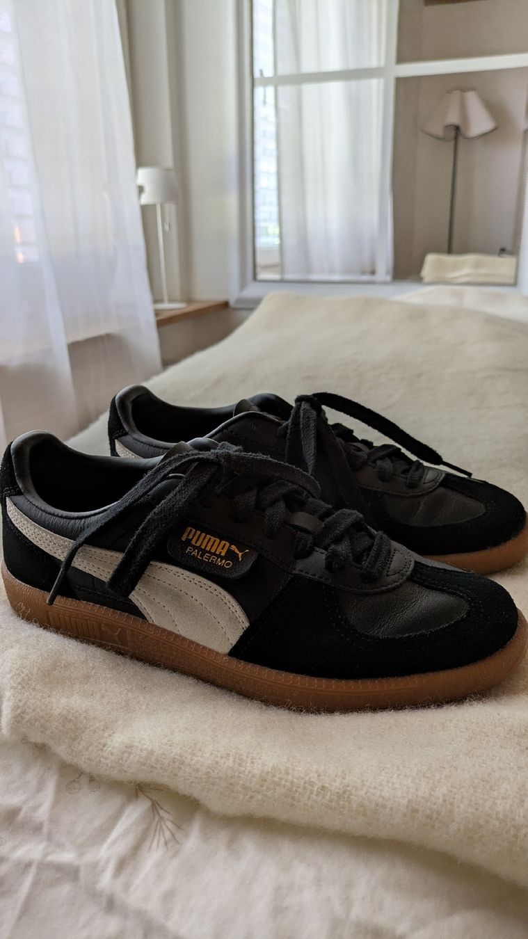Puma Scarpe da donna: Puma Palermo Echtes Leder Sneaker | Schwarz Grösse 39 – Usato da Trüllikon venduto da NAURELIJ