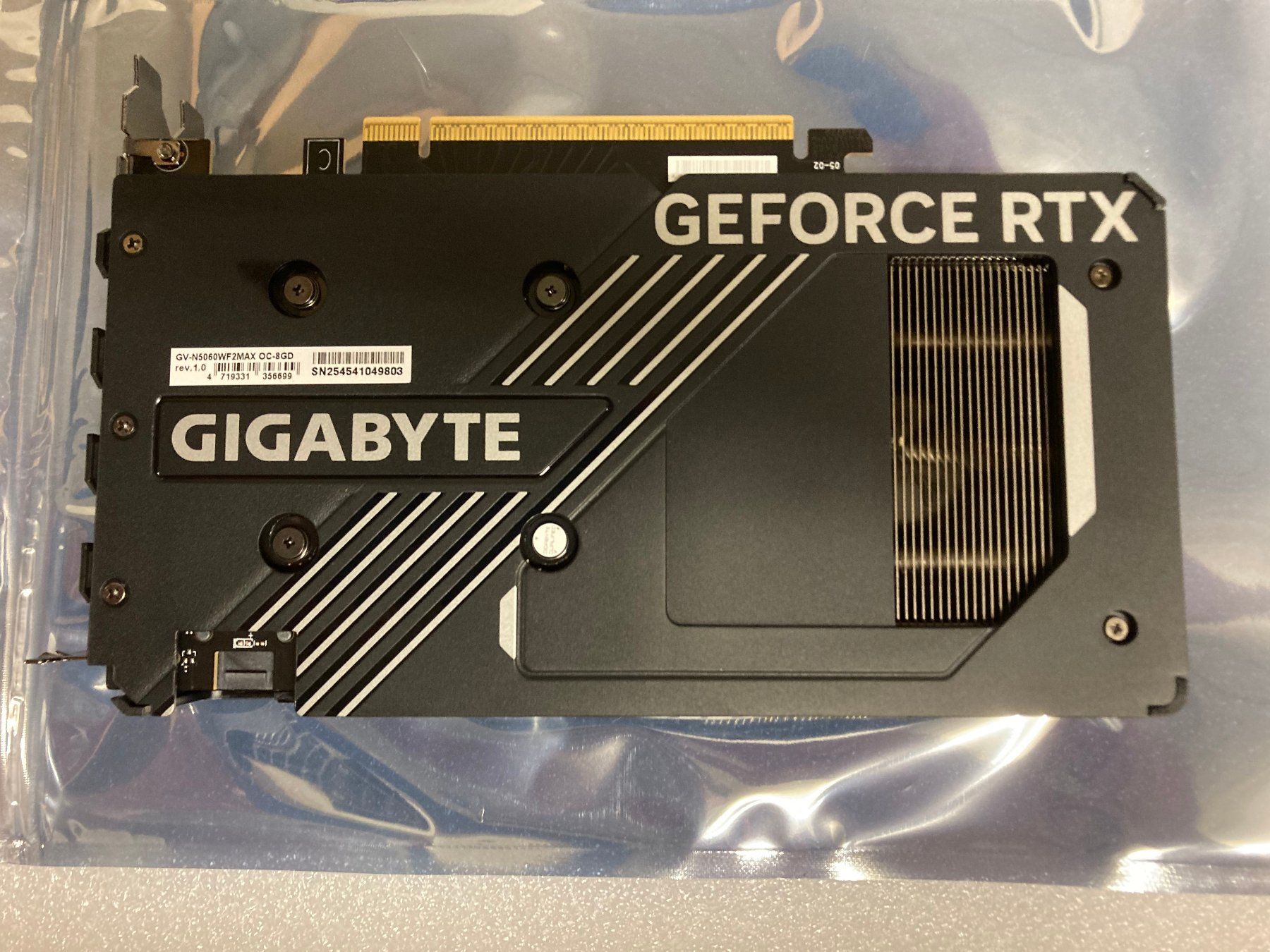 Nvidia Schede grafiche: Gigabyte GeForce RTX 5060 Windforce MAX OC 8GB neu – Nuovo (secondo la descrizione) da Wettingen venduto da Schabernack_sam 1