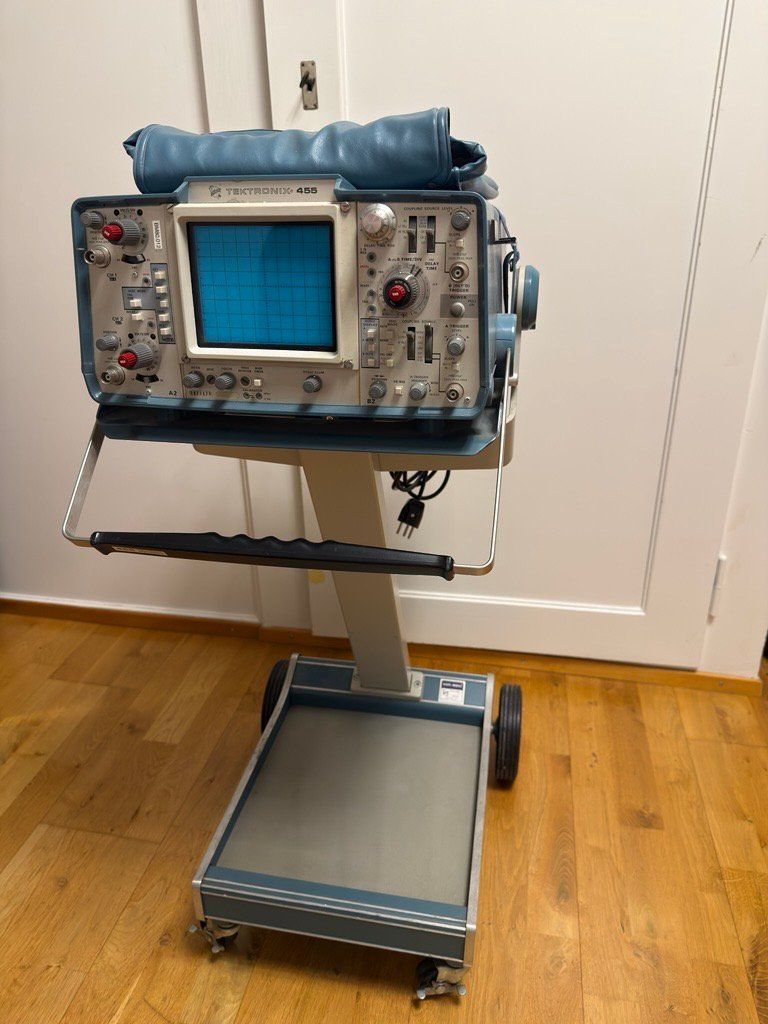 Misurare: Tektronix 455 Analog Osziloskop – Usato da Sumiswald venduto da MFMF02