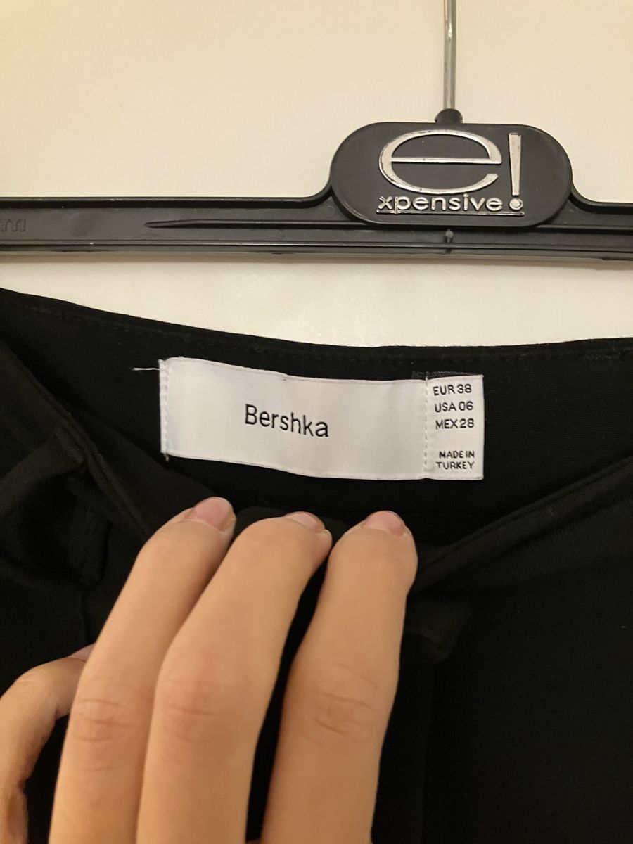 Bershka Pantaloni: Stoffhose Bershka schwarz M – Nuovo (secondo la descrizione) da Herrliberg venduto da spunggi 4