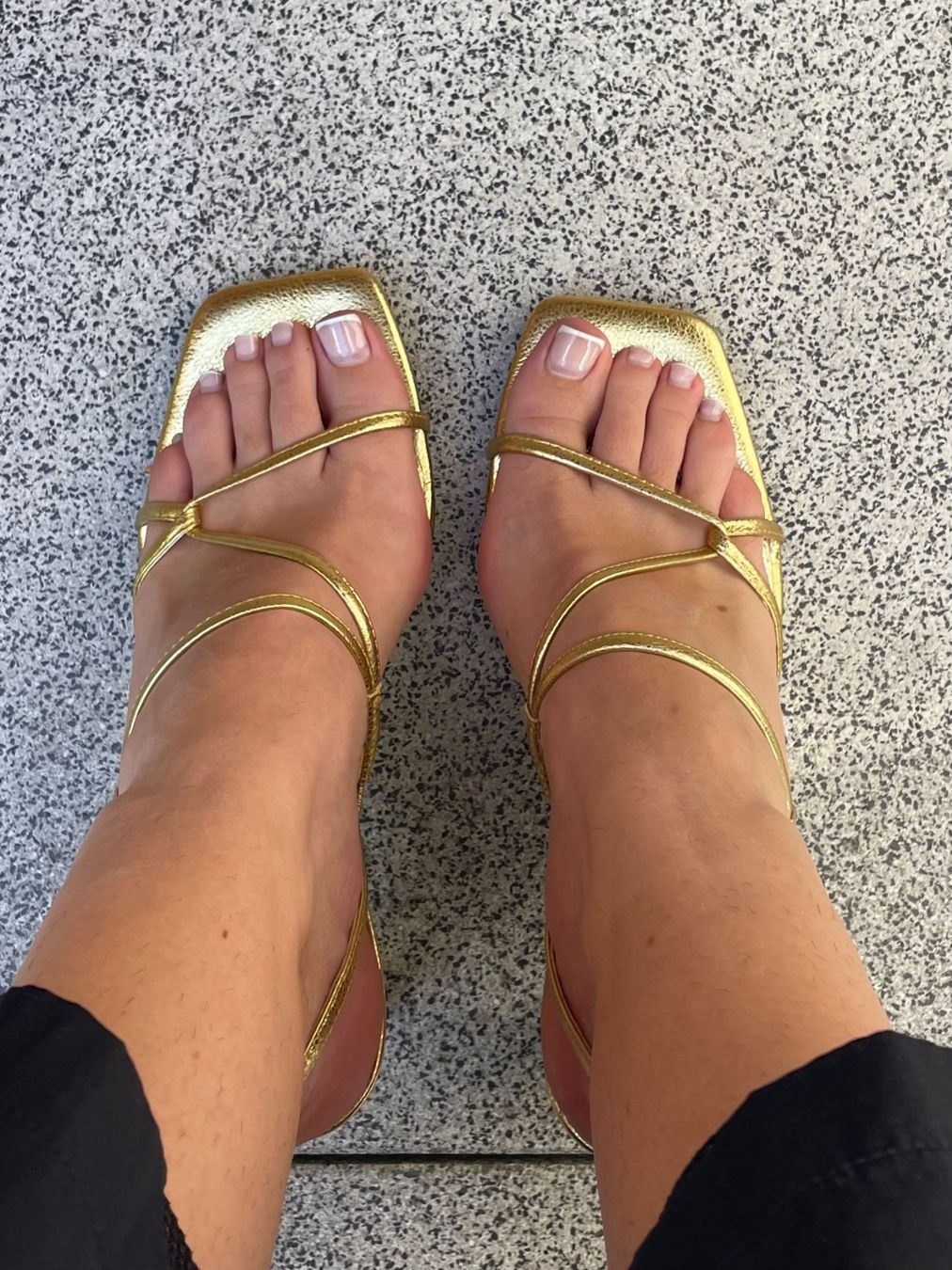 Sandro Scarpe da donna: Sandro Sandalen mit Absatz Gold Heels Leder Riemchen – Usato da Zürich venduto da mue_f87p 4