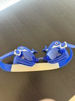 Kinder Schwimmbrille Wal blau gute Zustand 