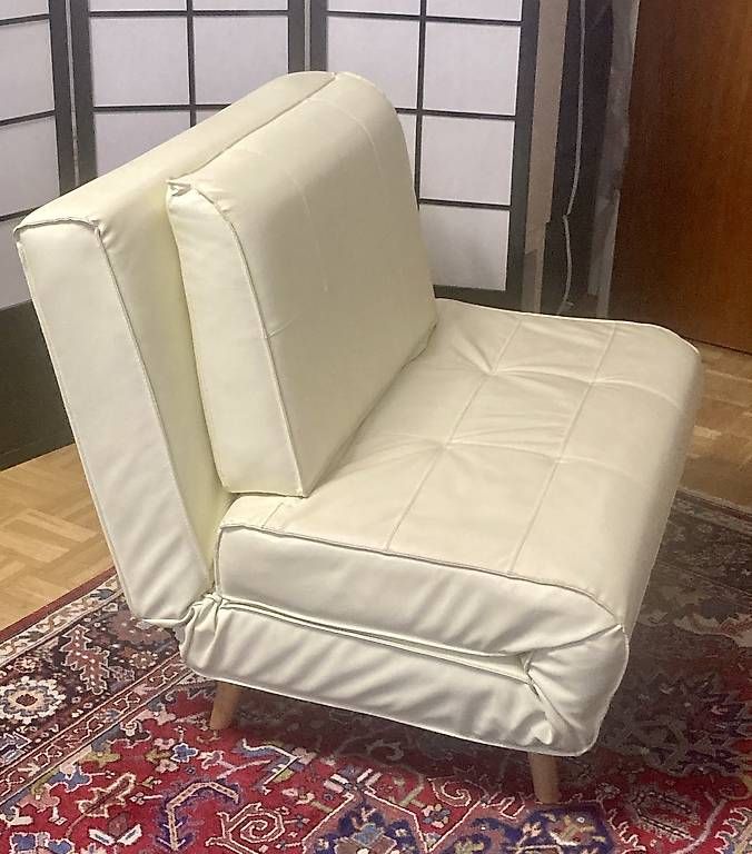 Divani: Zum Kuscheln: Bettsofa, 100 cm breit – Usato da Basel venduto da Ricardo_X 3