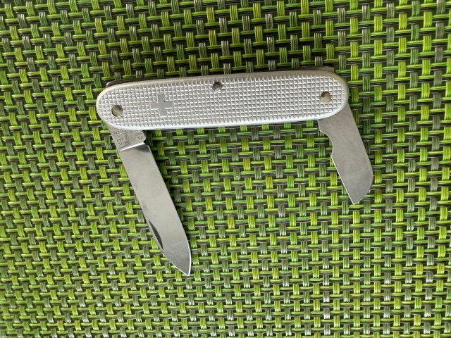 Victorinox Coltelli tascabile: Rares Victorinox Apprentice 0.8020.27 Sackmesser old cross – Usato da Brunnen venduto da 23068