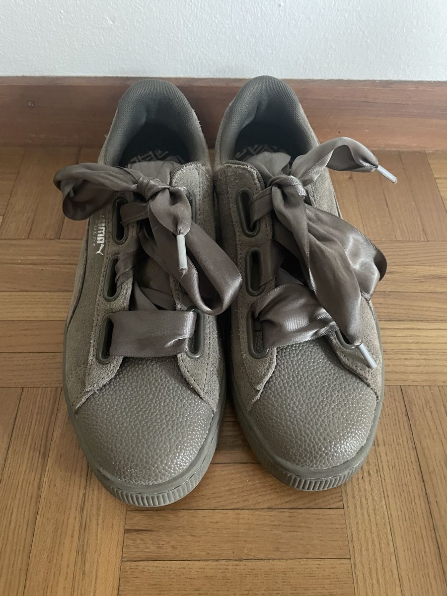 Puma Damenschuhe: PUMA Suede Sneakers – Neu (gemäss Beschreibung) aus Zürich von tam_7z8v 1