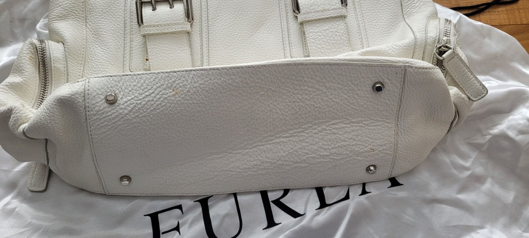 Furla Borse da donna: Furla white leather spring bag – Usato da Winterthur venduto da sar_zg7p 2