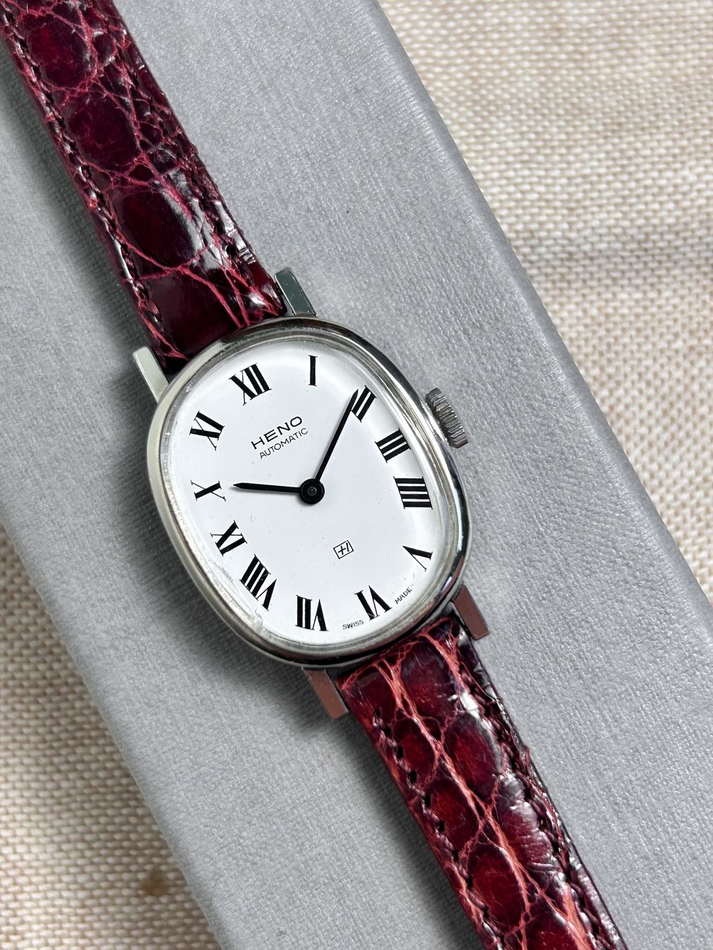 Uhren: Vintage Heno Automatic 22mm - ETA2650 – Gebraucht aus Vevey von Vintage_Analog_Goods
