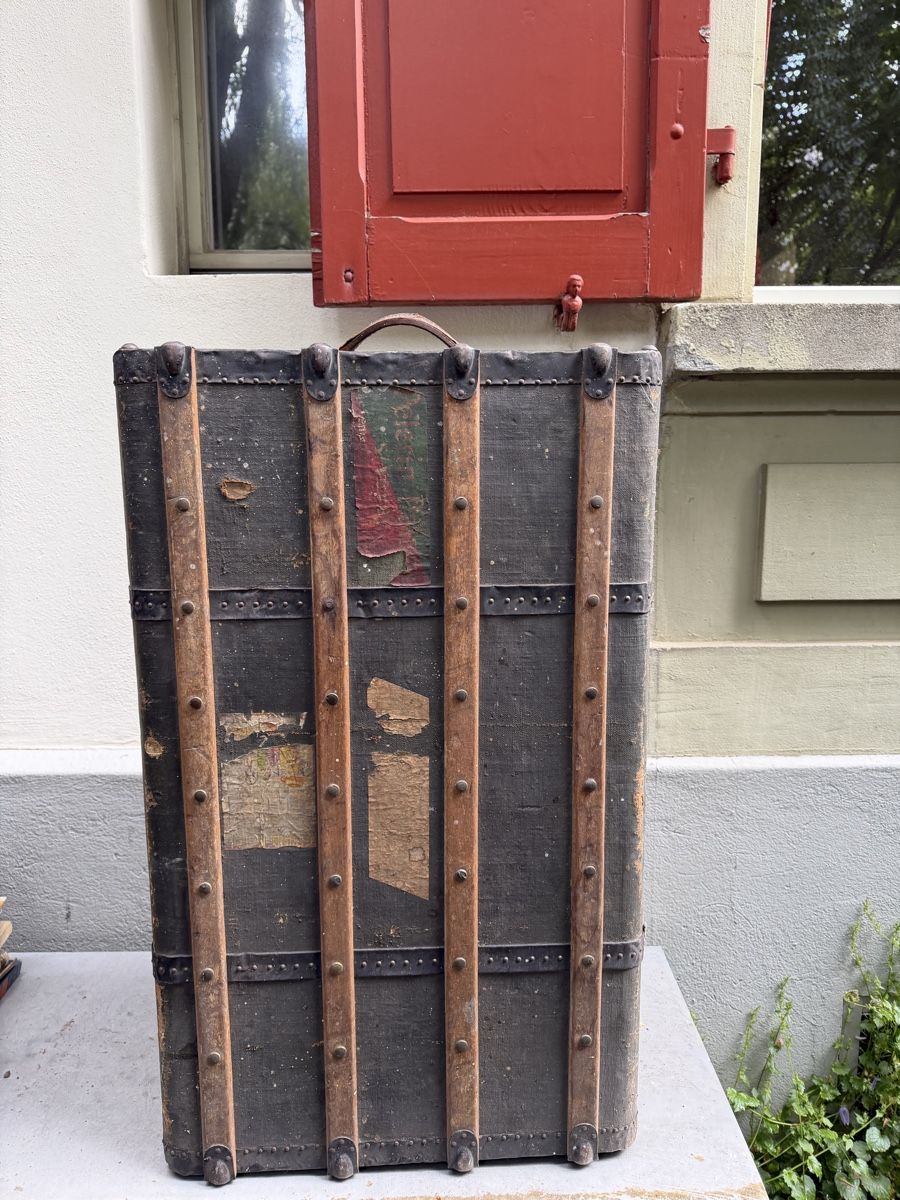Valigie: Alter Überseekoffer – Usato da Bern venduto da Amylee1999