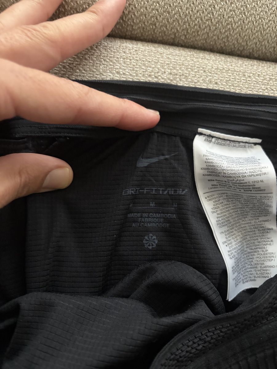Nike Hosen: Nike Aeroswift M long  tights  – Gebraucht aus Zürich von von_sj9s 2