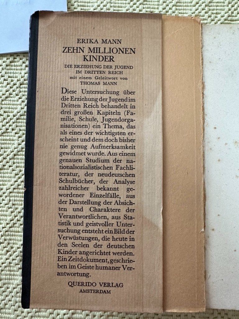 Livres: Erika Mann - Zehn Millionen Kinder – D'occasion à Brügg BE par crocodile63 1