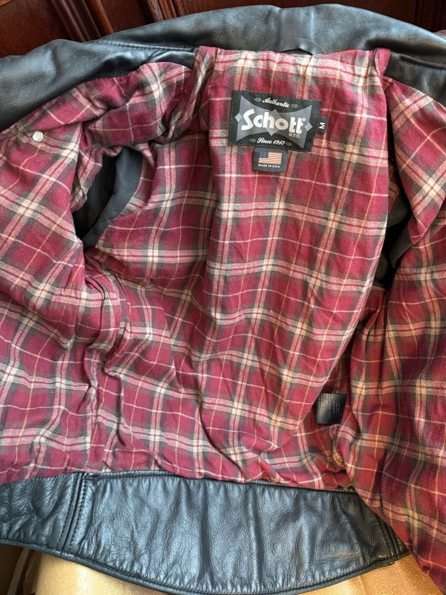 Schott Giacche: Schott N.Y.C. Lederjacke – Usato da Obfelden venduto da cesarina10 5