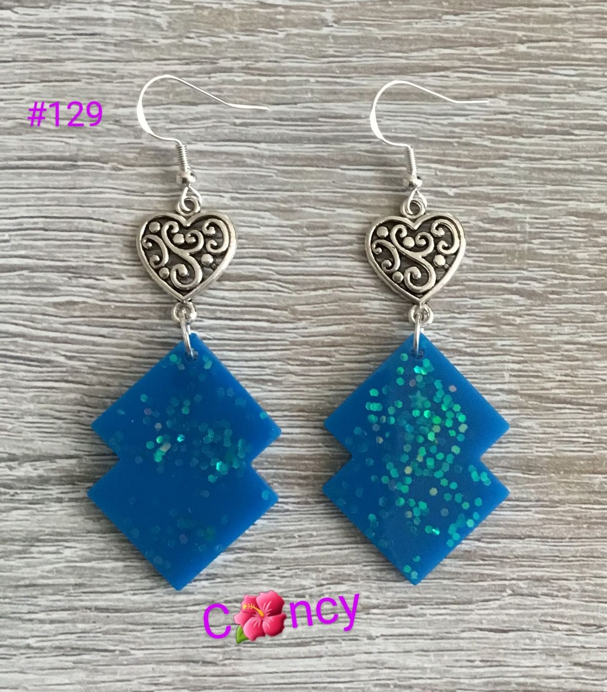 Orecchini pendenti & Orecchini a lobo: boucle d'oreille – Nuovo (secondo la descrizione) da Genève venduto da mir_qfr5