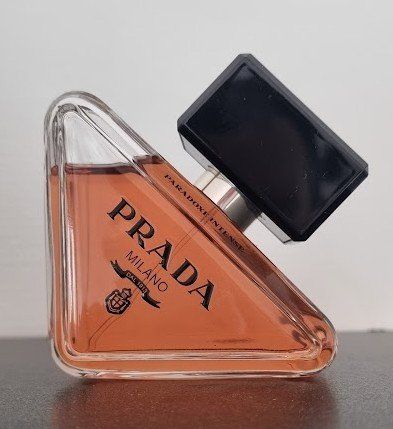 Prada Parfum & Eau de Toilette: Prada EdP Paradoxe Intense 50ml – Gebraucht aus Zürich von mdiscover