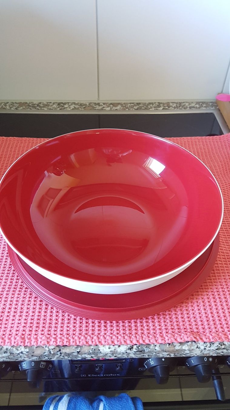 Tupperware Behälter & Ähnliches: Allegra Schüssel 1.5l – Neu und originalverpackt aus Hasle b. Burgdorf von buddle32
