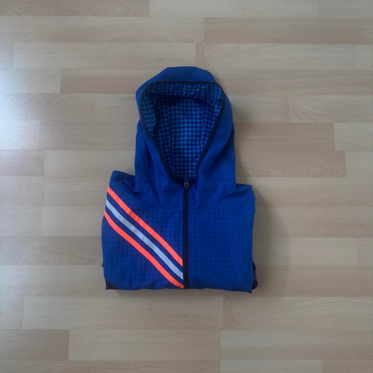 Adidas Jacken: Adidas Navy and Black Jacket – Neu (gemäss Beschreibung) aus Solothurn von boni03 1