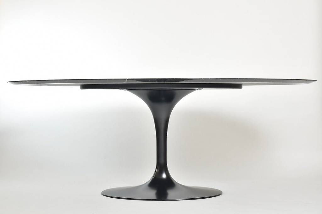 Tavoli: Eero Saarinen Tulip Table oval – Nuovo e nell'imballaggio originale da Zürich venduto da IndividumCH 4