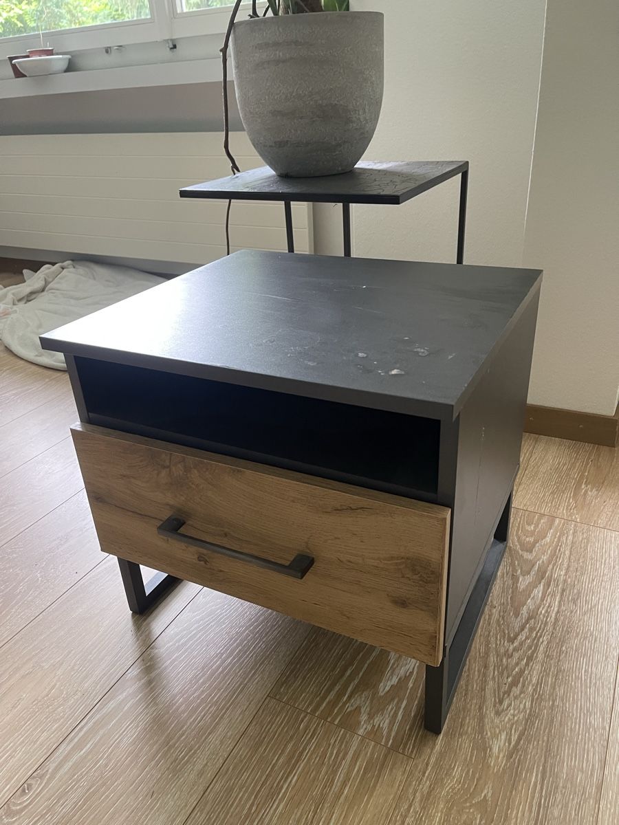 Tables de nuit: Nachttisch – D'occasion à Zürich par jaj_xd6j 4