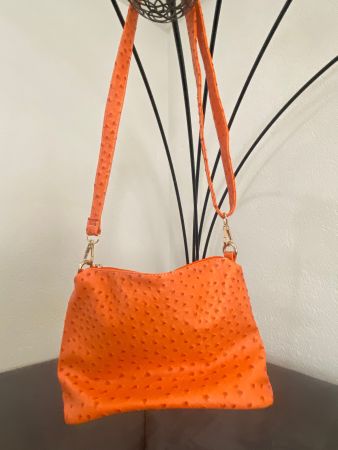 Elegante Damenhandtasche – neu und unbenutzt
