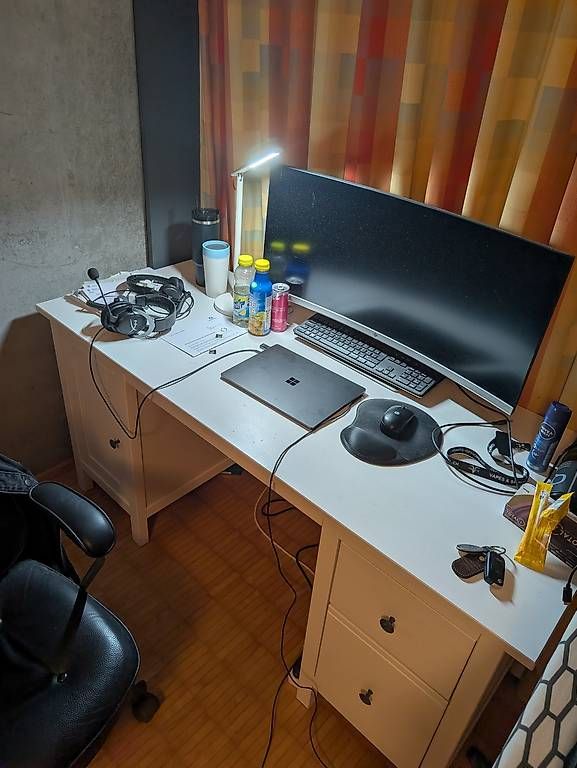 Bureaux: Bürotisch – D'occasion à Bern par Chuck.Norris97 1