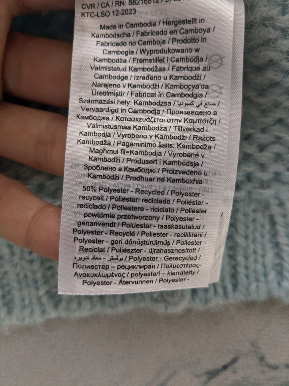 Maglioni & Felpe: Vero Moda Cardigan hellblau Grösse M  – Usato da Rorschach venduto da olg_5qq2 4