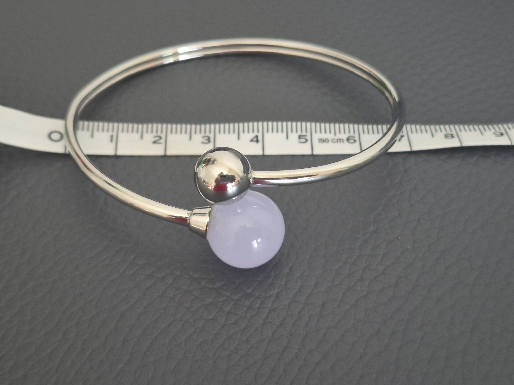 Bracciali & Braccialetti: Armreif mit Stein gebraucht  – Usato da Bern venduto da Rou_rsz5 1