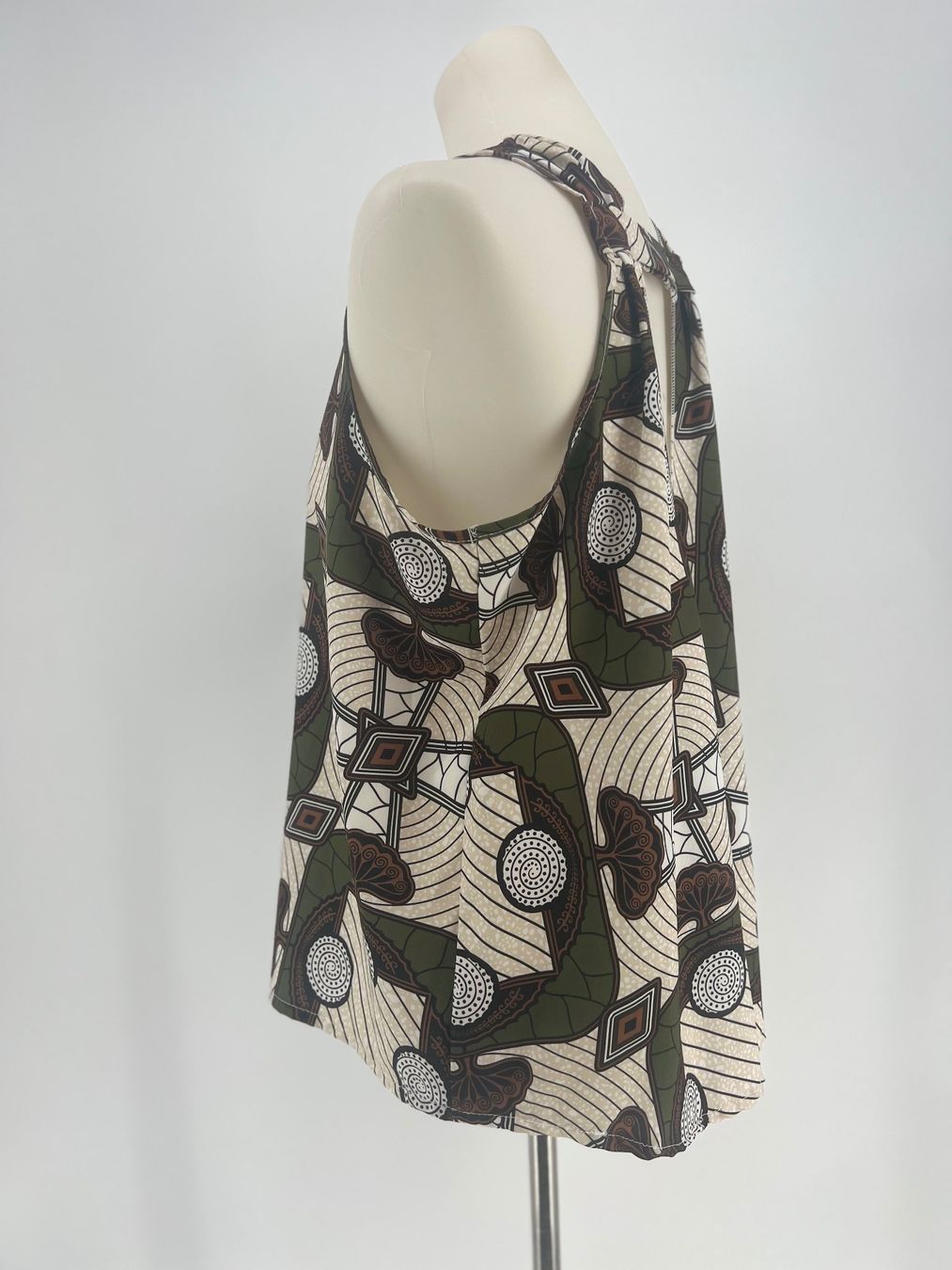 Top: Top Gr. L von New Collection Italy – Usato da Auenstein venduto da moin. 1