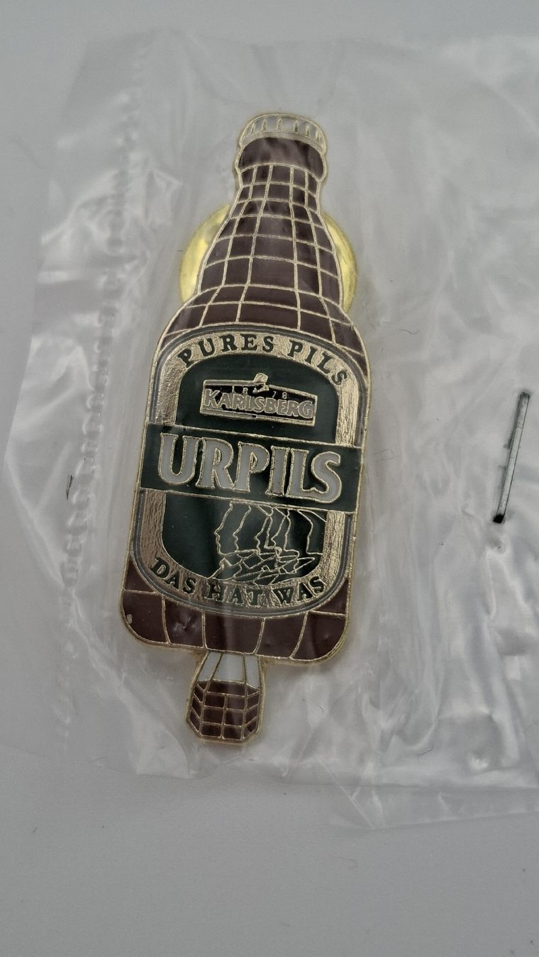 Plaketten & Abzeichen: Pin Heissluftballon Urpils Flasche  – Neu und originalverpackt aus Kriens von Wolly85