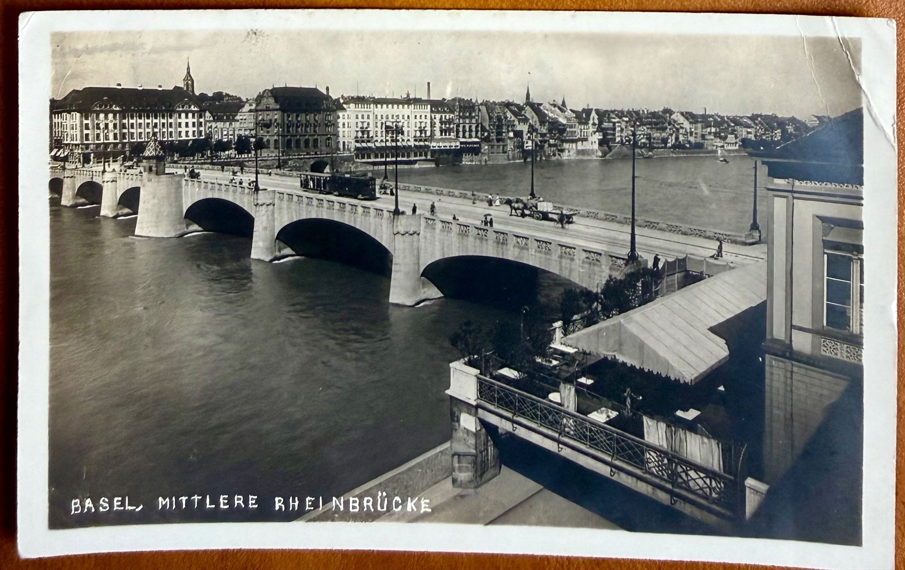 Cartoline postali: Basel - Mittlere Rheinbrücke - Tram 1926 – Usato da Lutry venduto da Ediego
