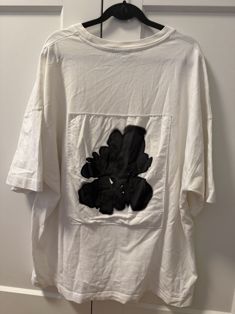 Zara T-Shirts: Zara T-Shirt, Oversized, Weiss Gr L – Gebraucht aus Bassersdorf von Sandy456 3