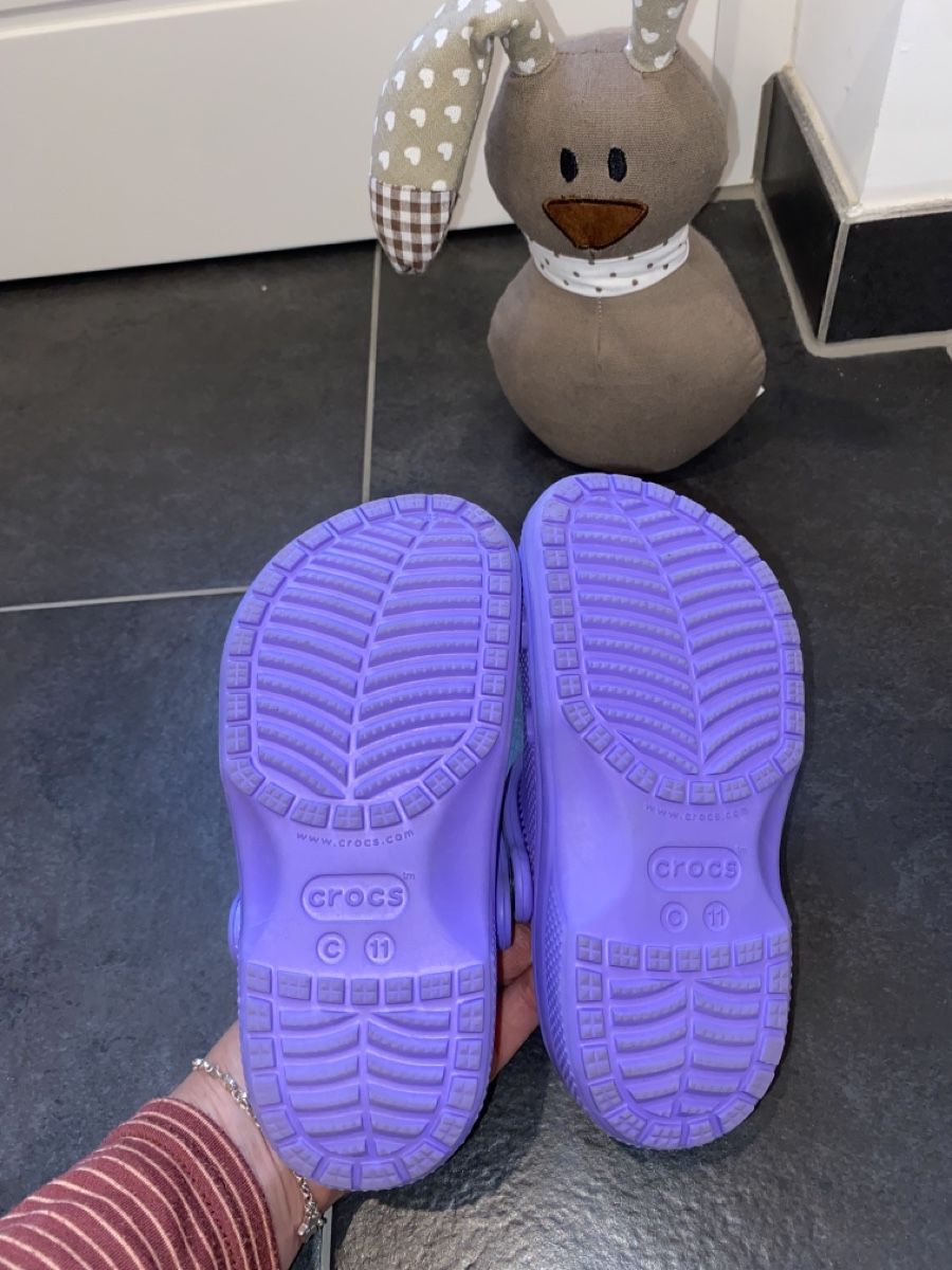 Crocs Scarpe per ragazze: Crocs Classic Kid's Clog C11 – Nuovo (secondo la descrizione) da Summaprada venduto da hirschuh506 3