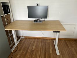 Elektrisch höhenverstellbarer Ofinto Schreibtisch