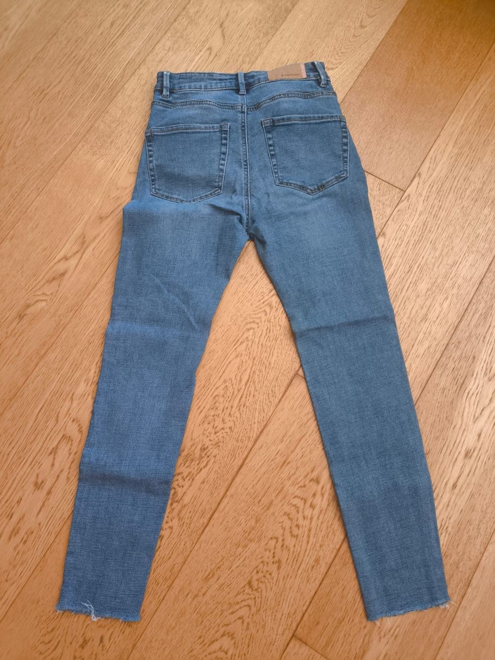 Stradivarius Jeans: Jeans donna Stradivarius  – Neu (gemäss Beschreibung) aus Pregassona von tec_gdd7 1