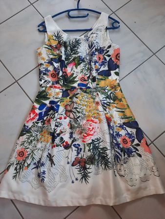 MOLLY  BRACKEN,  Belle ROBE de dame