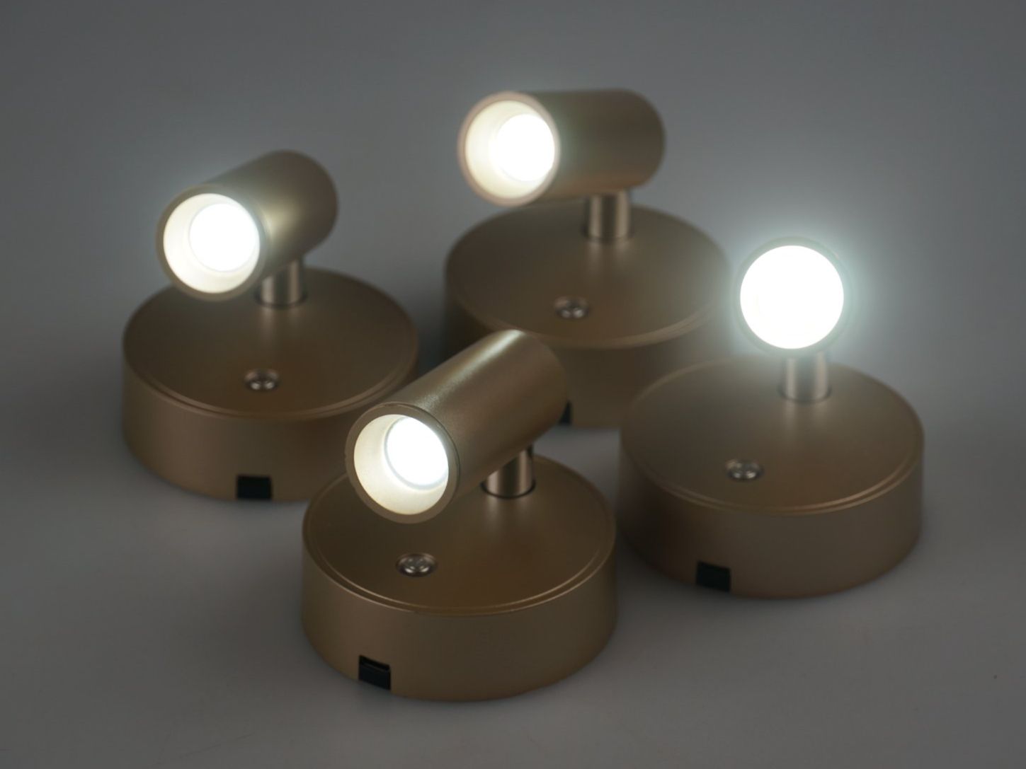 Lampadari & plafoniere: LED Spotlight Wandleuchte Sets – Usato da Rüti ZH venduto da Restwert_Rueti_ZH 2