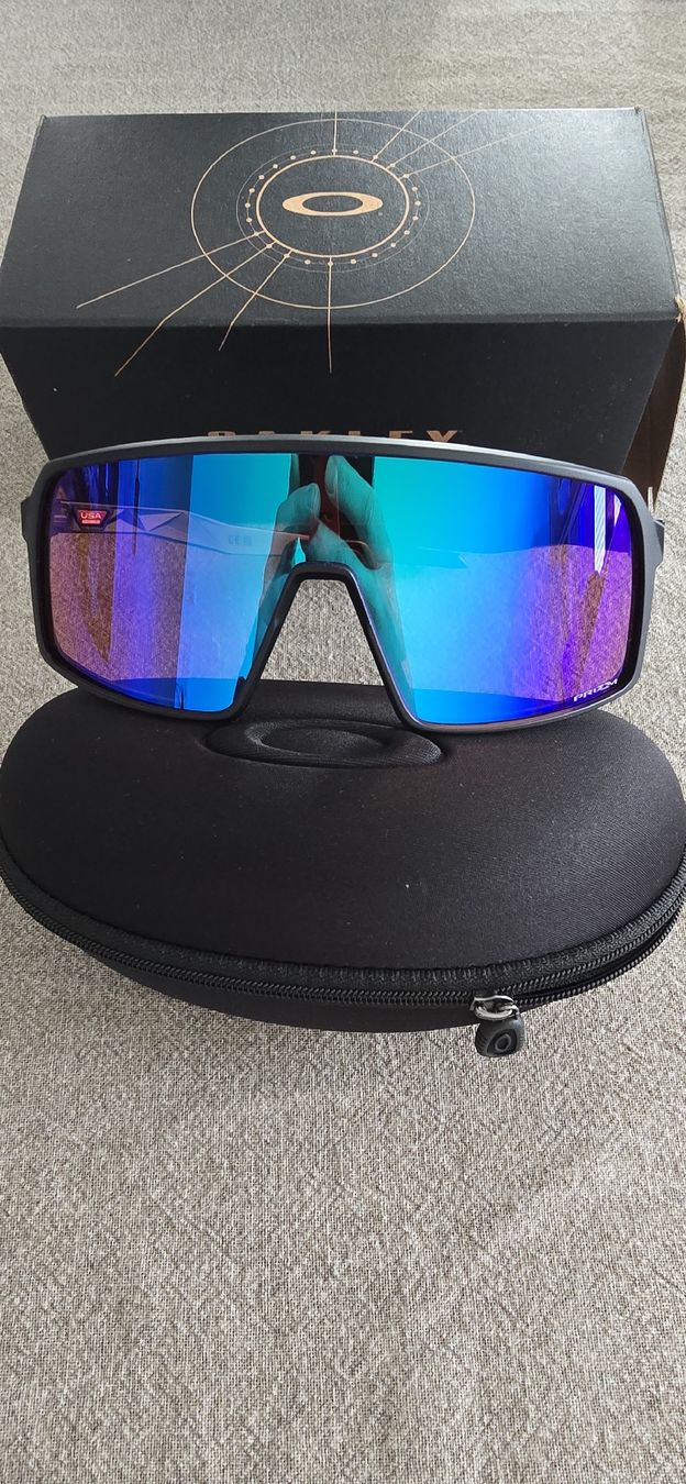Oakley Occhiali & Lenti: Oakley Sutro PRIZM Golf – Nuovo e nell'imballaggio originale da Möriken AG venduto da MedicineHat