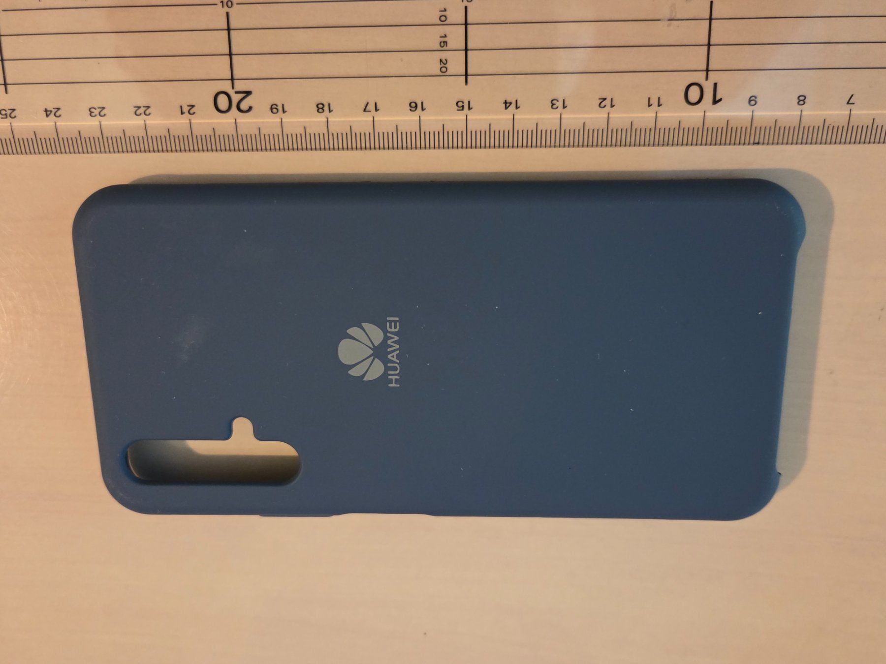 Huawei Cover & Protezioni schermo: Huawei Nova 5T Handyhülle, blau – Usato da Liestal venduto da ITOlio