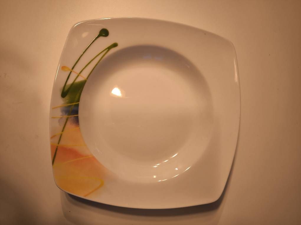 Piatti: Service assiettes  – Usato da Montagny-Yverdon venduto da magbox 2