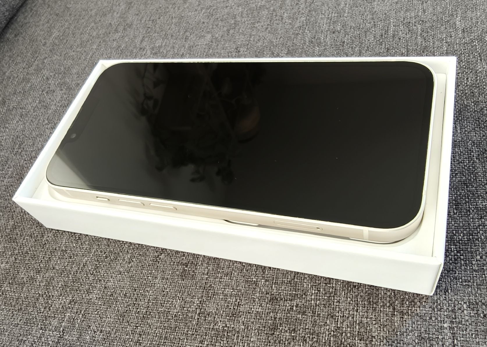 Apple Telefoni cellulari / Smartphones: iPhone 13 - 128GB Starlight, top Zustand – Usato da Lachen SZ venduto da ratata 2