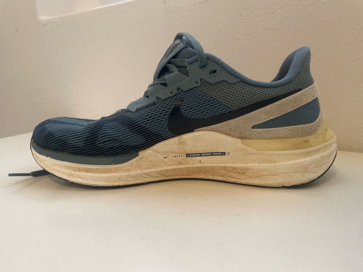 Nike Chaussures hommes: Nike Structure 25 – D'occasion à Biel/Bienne par sop_z7zs 1