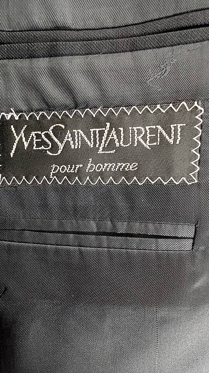 Giacche: Blazer Yves Saint Laurent  – Usato da Villars-Le-Terroir venduto da Nanoucard 3
