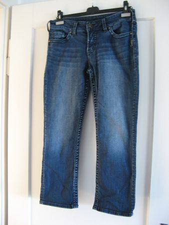 Silver Jeans Suki Capri Gr. W29