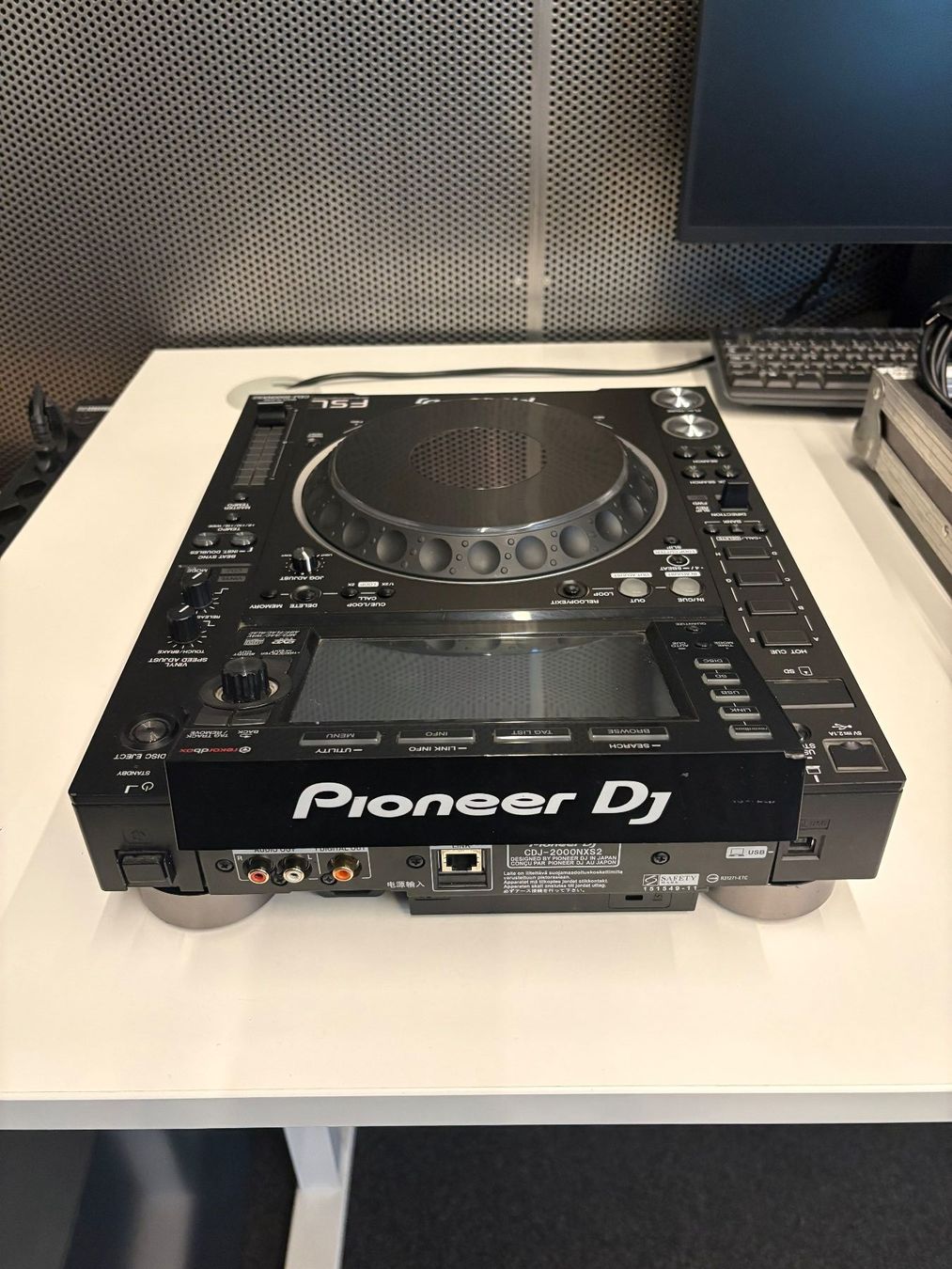 Pioneer Lettore multimediale & Streamer: Pioneer CDJ-2000 NXS2 im Case – Usato da Weinfelden venduto da X7G 3