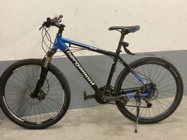 Mountainbike Bergamont Vitesse 8.2 blau schwarz gebraucht