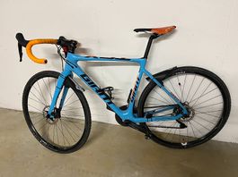 Cross- Cravelrad Giant 