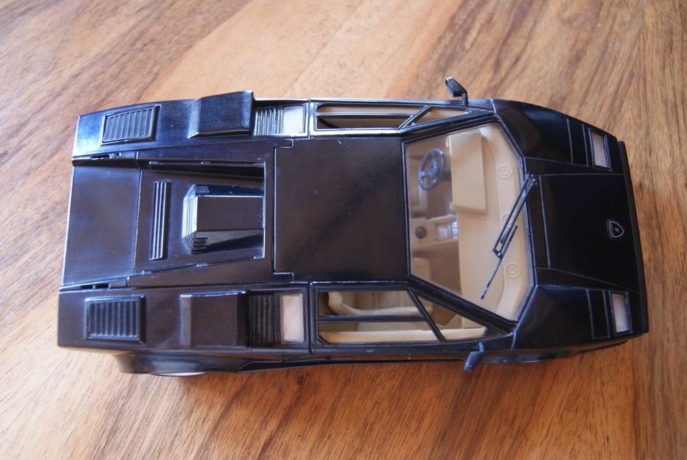 Grille Arrière Droite Pour Lamborghini Countach 1/18 – Marque Polistil, échelle Modèle