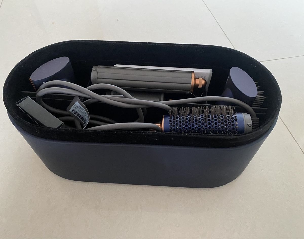 Dyson Asciugacapelli: DysonAirwrap Complete Nachtblau/Kupfer – Usato da Stans venduto da lau_f7jp 1