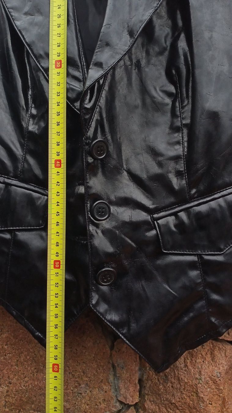Gilet & Giacche senza maniche: Gilet in pelle artificiale nera, taglia 38 – Usato da Brusino Arsizio venduto da Demidova 3