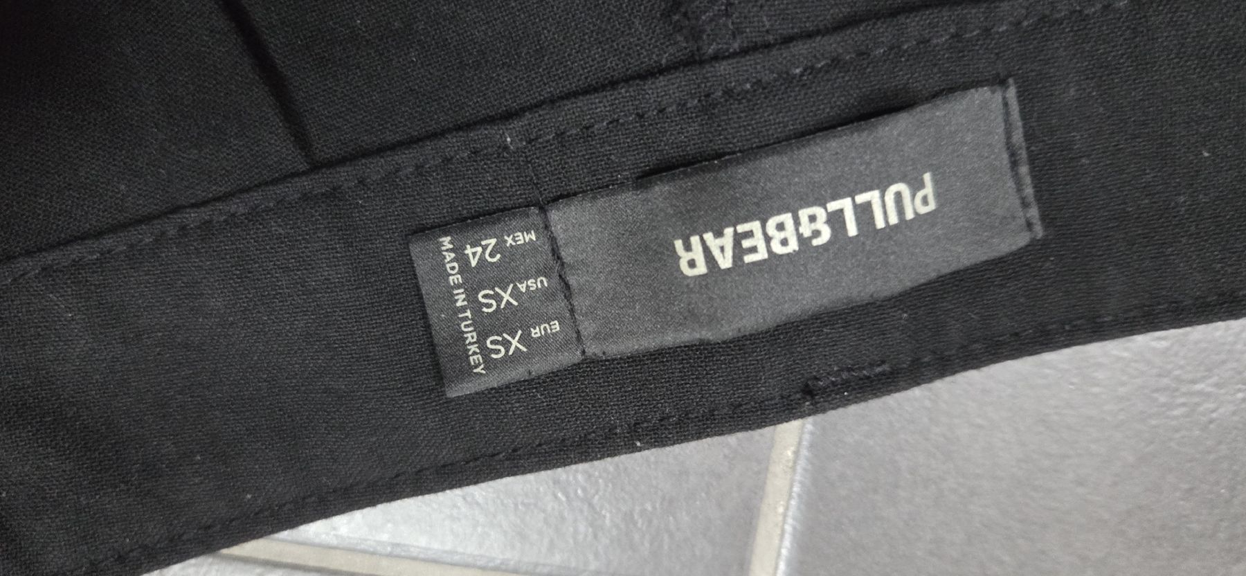 Pull&Bear Pantalons: Hose Pull& Bear Gr. XS – D'occasion à Lyss par Urma5 2