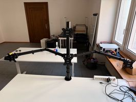 Monitorhalterung für 4 Monitore 17" bis 32", top Zustand!